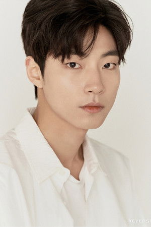 Hwang In-Yeob