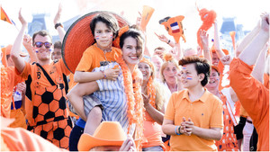Orange Fever háttérkép