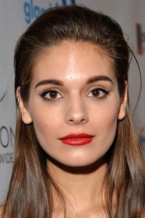 Caitlin Stasey profil kép