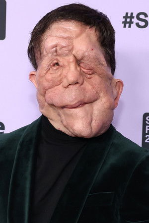 Adam Pearson profil kép