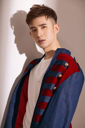 Yunpeng Guan