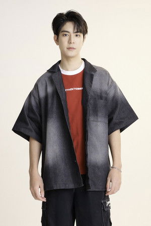 ไหนใครว่าพวกมันไม่ถูกกัน poszter