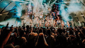 AJR: Live from the Hollywood Bowl háttérkép