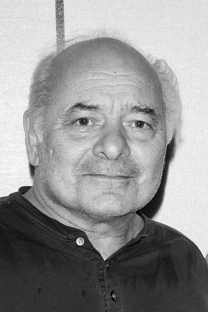 Burt Young profil kép