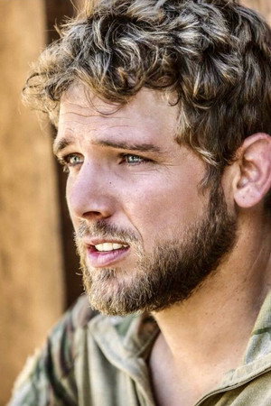 Max Thieriot profil kép