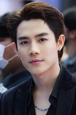 โต๋นแตร์ ทินกร ภูวศักดิวงศ์