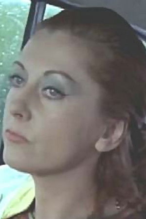 Betty Beckers