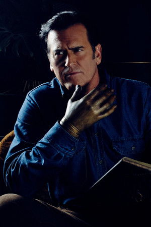 Ash vs Evil Dead poszter