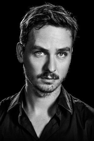 Tom Schilling profil kép