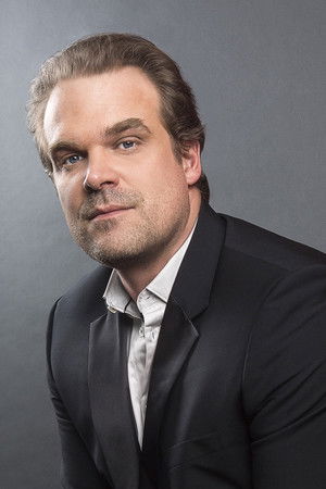 David Harbour profil kép