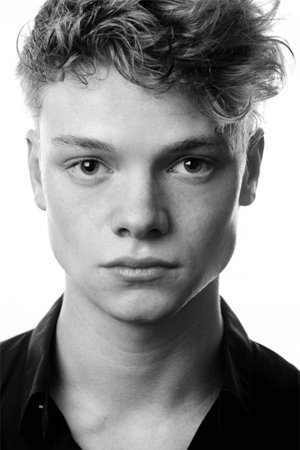 Tom Rhys Harries profil kép