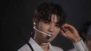 수업중입니다 kép