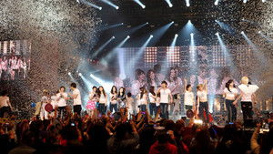 I AM.: SMTOWN LIVE WORLD TOUR in Madison Square Garden háttérkép