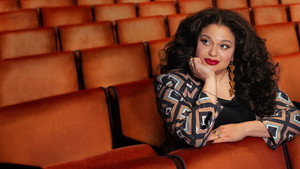 Michelle Buteau: Élőben a Radio City Music Hallból háttérkép