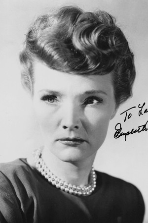 Elizabeth Russell profil kép
