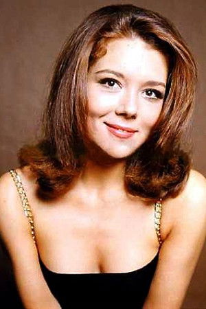 Diana Rigg profil kép
