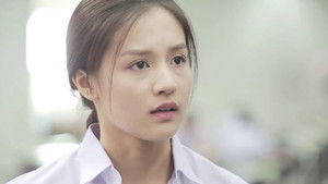 เพื่อนกันไม่ต้องสงสัย háttérkép