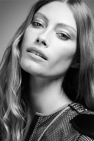 Alyssa Sutherland profil kép