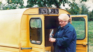 Eine Frau nach Maß háttérkép