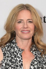 Elisabeth Shue