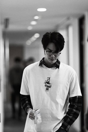 มังงะสั่งตาย poszter