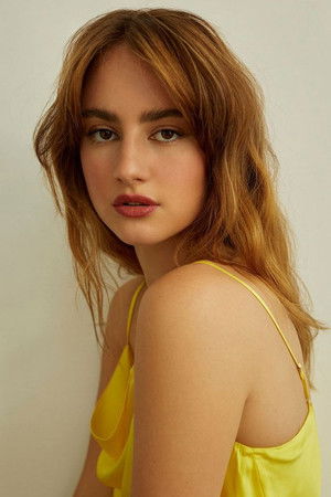 Grace Van Patten profil kép