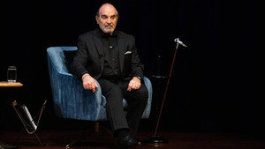 Poirot and More: A Retrospective háttérkép