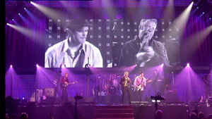 De Dijk: We Beginnen Pas (Ahoyconcert 2006) háttérkép